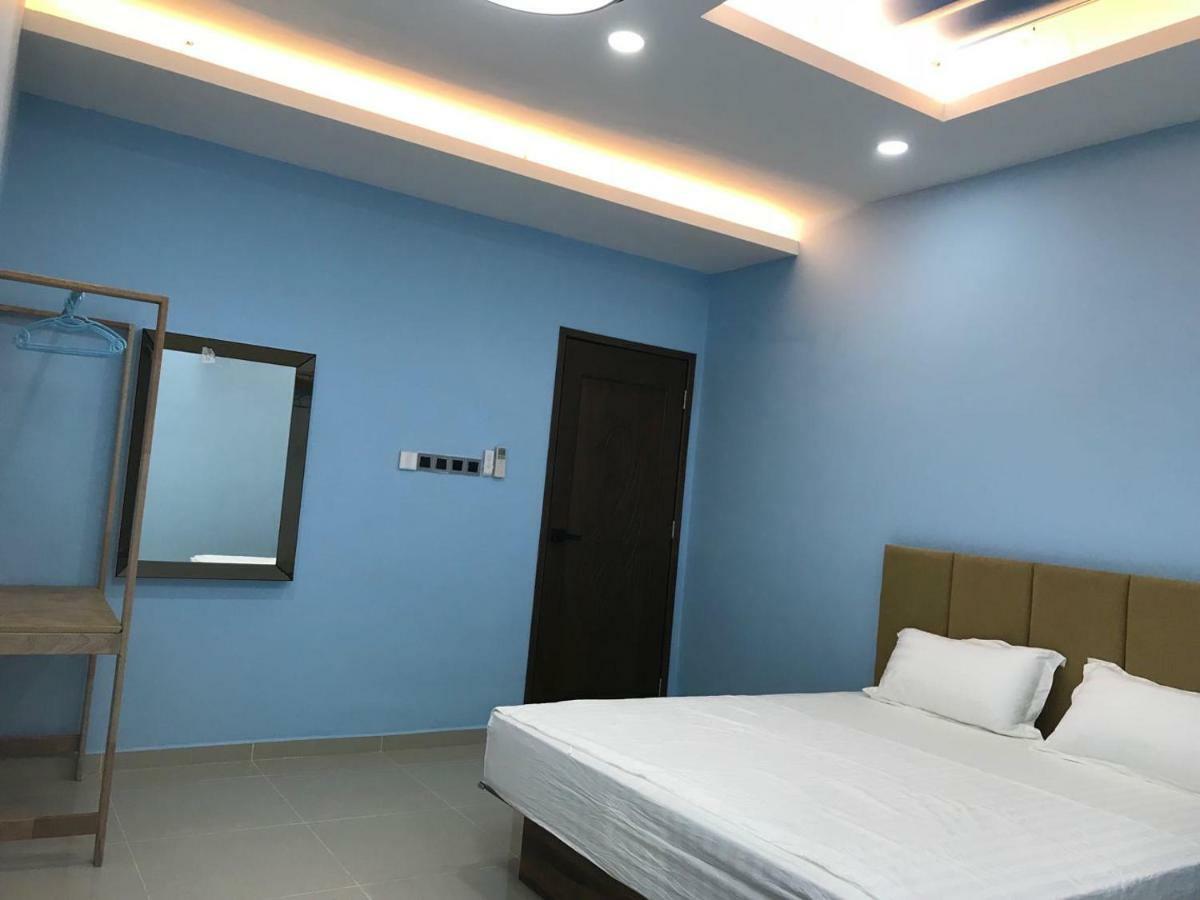 Homestay Stardow~星窗名宿~ Johor Bahru Exterior photo